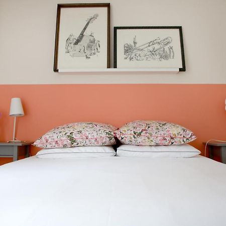Bed and Breakfast Rejaillir à Saint-Ours  Extérieur photo